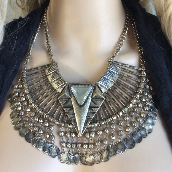 🌸GOLD BRONZE NECKLACE BIB LARGE GODDESS EGYPTIAN - Picture 5 of 8